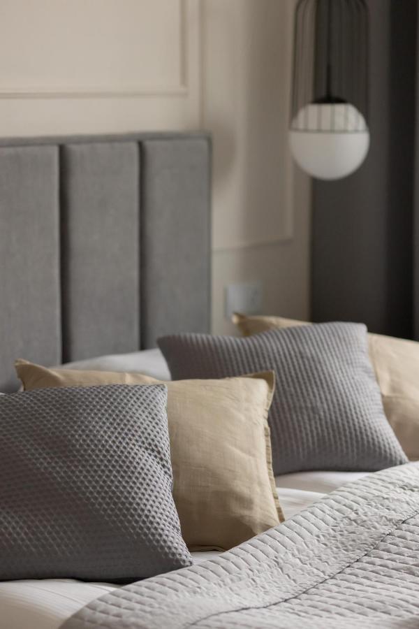 Wola Spacious Flat With Air Conditioning & Balcony By Noclegi Renters Βαρσοβία Εξωτερικό φωτογραφία