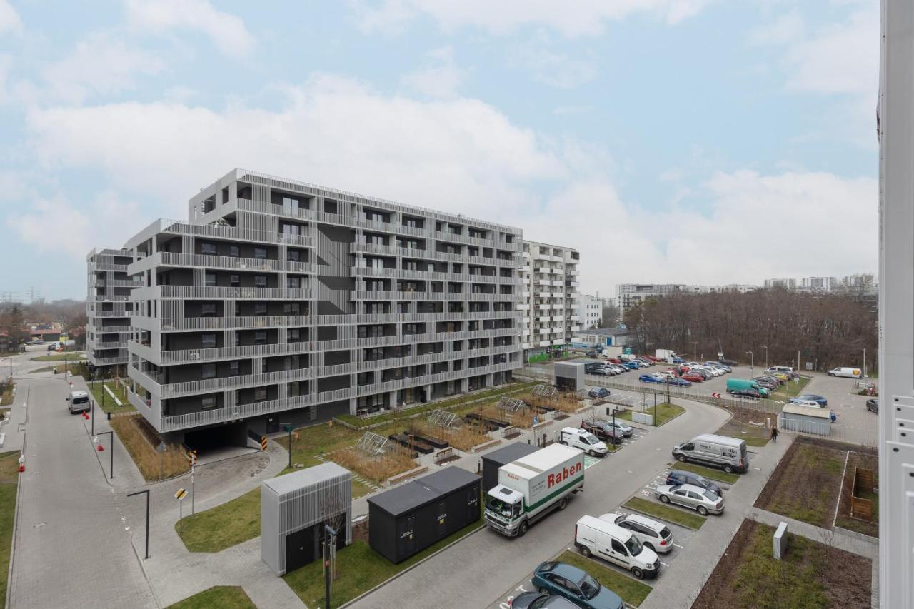 Wola Spacious Flat With Air Conditioning & Balcony By Noclegi Renters Βαρσοβία Εξωτερικό φωτογραφία